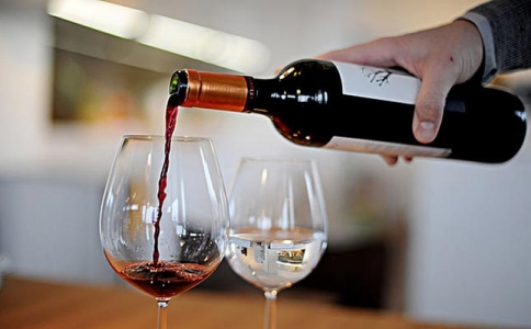 重慶投資葡萄酒市場進口紅酒市場 需分散投資風險